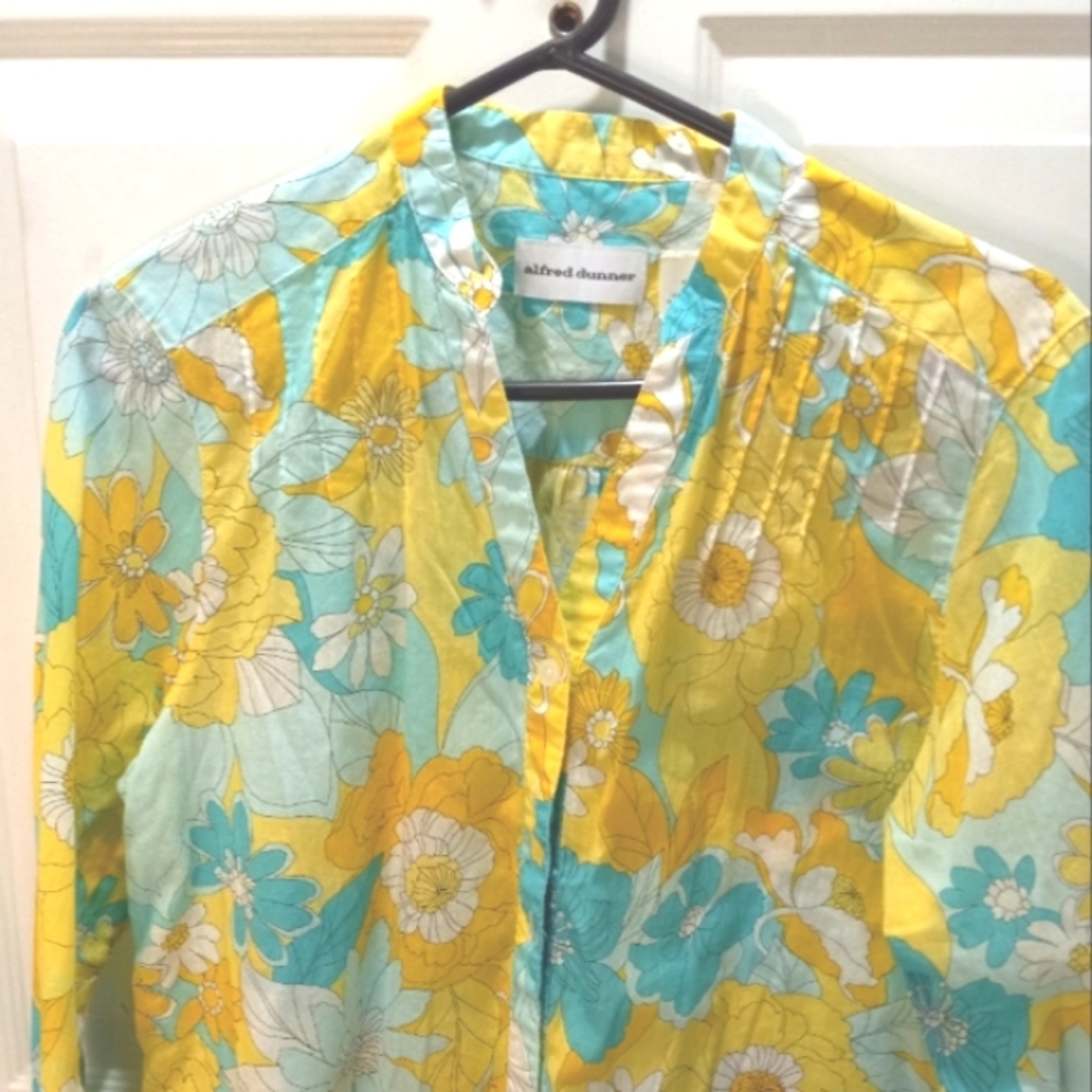 Alfred Dunner Sheer Floral V Neck Blouse Size 12